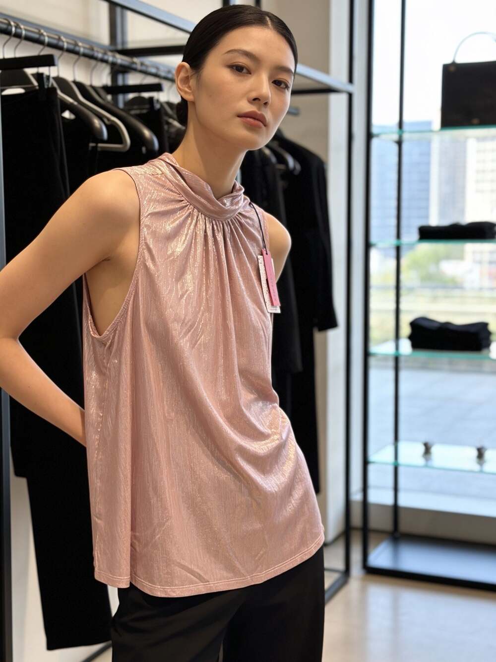 Andrée By Unit Pink Metallic Sleeveless Mock Neck Blouse Small